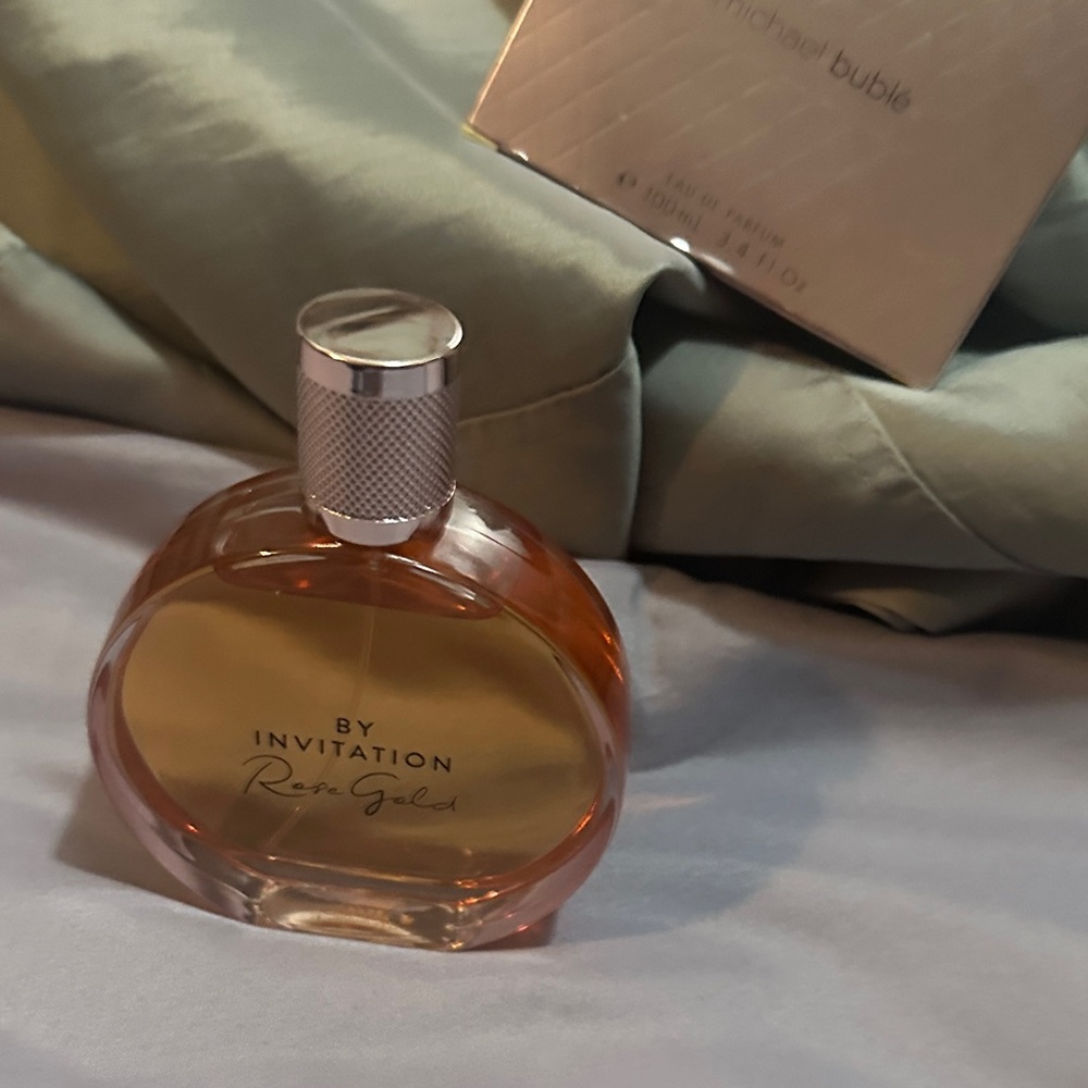 By Invitation Rose Gold Perfume - Picture 4 of 4